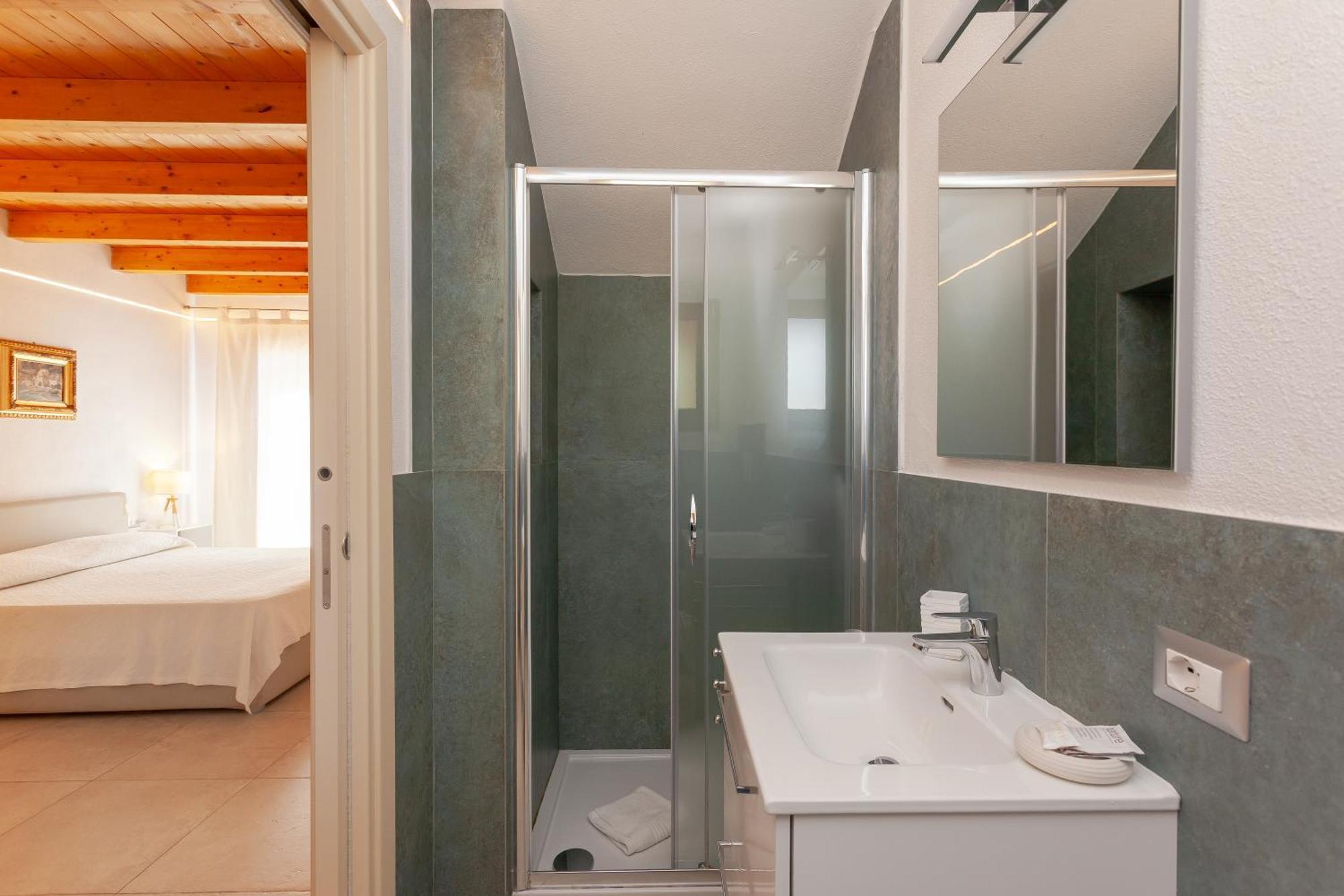 Bed & Breakfast Pettirosso San Teodoro (Sardinia)